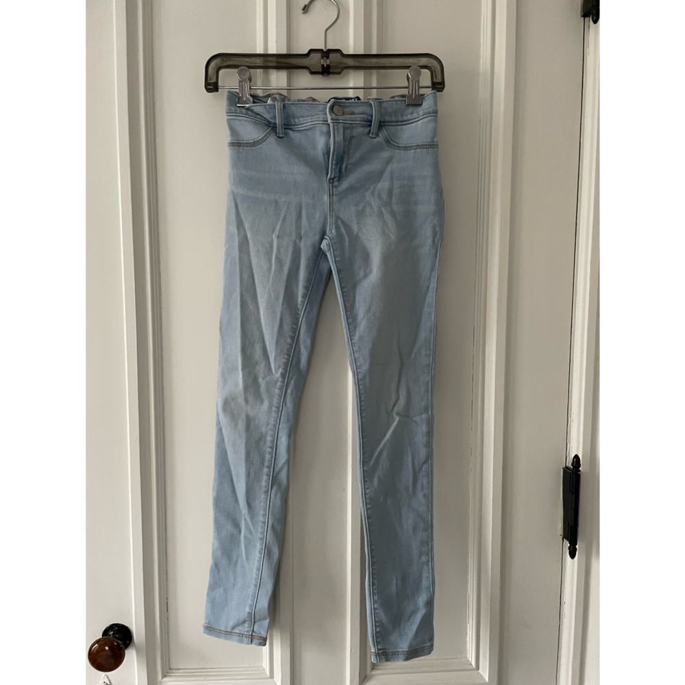 Old Navy rockstar light wash jeggings 12